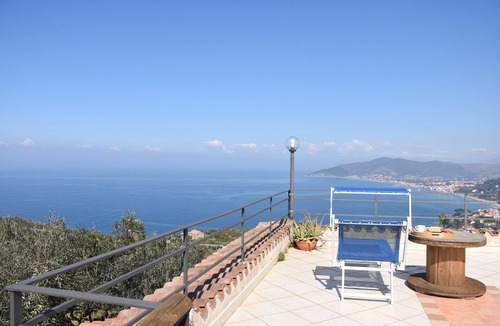 Castellabate Cottage | GEMMA - PANORAMIC STONE CHALET WITH STUNNING SEA VIEWS
