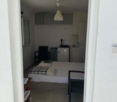 Goudi Apartment | George