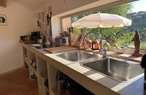 La Croix-Valmer Villa | Gigaro Cottage Property- 5 Bedrooms Villa