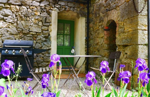 Callas Apartment | Gite "le Riou" 2 Personnes, Jacuzzi en Option Callas-var-provence-verdon