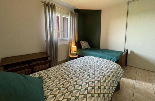 Saligny-sur-Roudon Cottage | Gite Saligny-sur-Roudon, 2 bedrooms, 5 persons