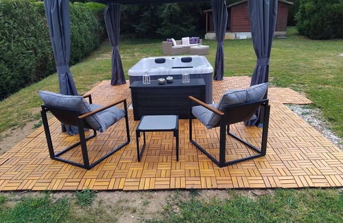 Bouzais Apartment | Gite with 2 bedrooms and fully equipped kitchen, with Jacuzzi in a very calm atmosphere