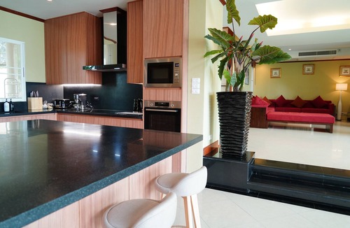 Wichit Villa | Glasshouse Phuket | 6BR Villa | Sleeps 22 | Walk to 2 Beaches | Accessible