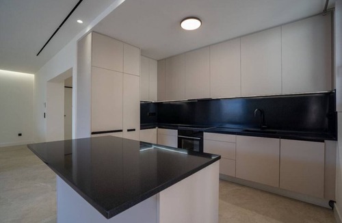 Glyfada Condo | Glyfada Prime A38 Suite