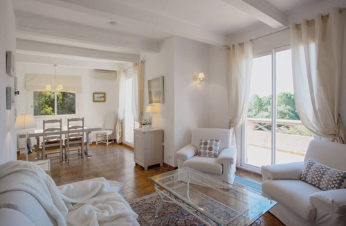 Rayol-Canadel-sur-Mer Villa | Gorgeous villa full airco amazing sea views 3 minute walk beach