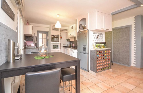 Saint-Paul-Trois-Chateaux House | Gorgeous home in St.Paul-Trois-Châteaux