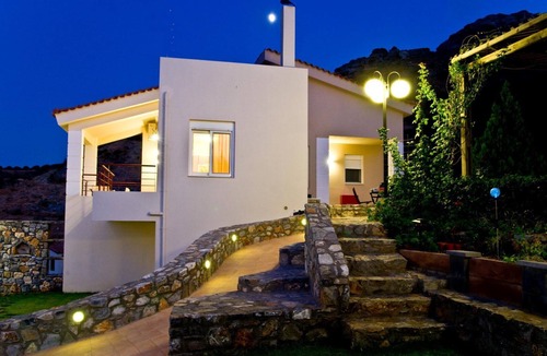 Agia Pelagia Villa | Agnanti Villas magnificent view, perfect for families and group up to 15 guests