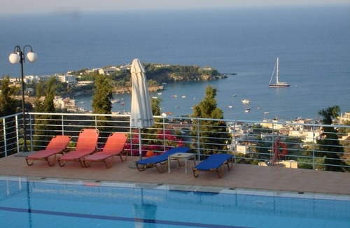 Agia Pelagia Cottage | Εξοχικό σπίτι 1000 μέτρα από την παραλία