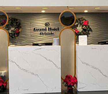 Florida Center Hotel | Grand Hotel Orlando at Universal Blvd - Shuttle to Theme Parks