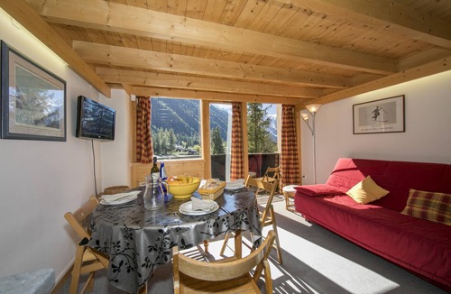 Argentiere Apartment | Grand Roc A213 150m from Slopes, Mont-Blanc View, Parking & WiFi, Argentière (Chamonix), France