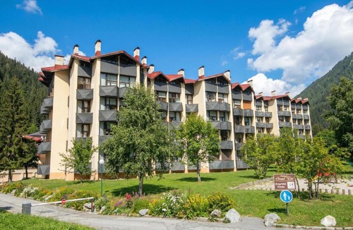 Argentiere Apartment | Grand Roc C308 from Slopes 280m, Parking & WiFi - Happy Rentals
