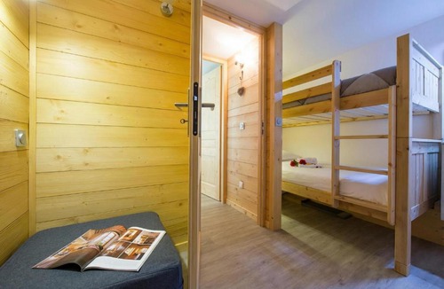 Argentiere Apartment | Grand Roc C308 from Slopes 280m, Parking & WiFi - Happy Rentals