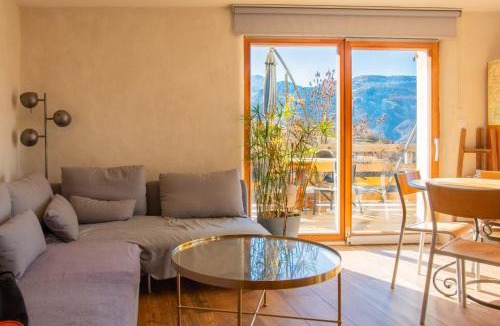 Saint-Martin-de-Queyrieres Ski Chalet | Grande Maison à la montagne Gite le Rif d'Oriol