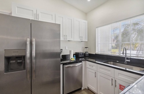 Thousand Oaks House | Great Community, amazing private pool, near Disney!