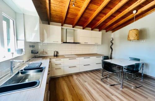 Benitses House | Green Horizon 3 BR House with Sea View
