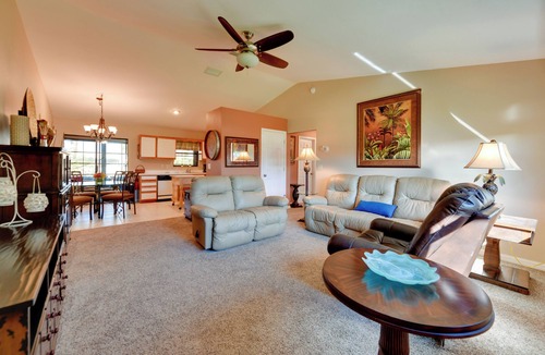 Highland Villa | Grill, Lanai & Pool Access: Charming Sebring Villa