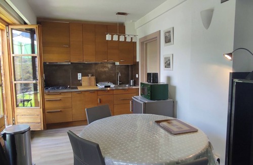 Champagny-en-Vanoise Apartment | Ground floor apartment 55 m2 + garden in chalet, resort-village center, quiet location