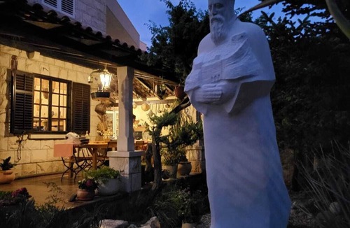 Gornji Kono Villa | Guest House Maria 7 min walking from old town