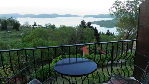 Lake Plastiras House | Guesthouse Mitsiopoulou