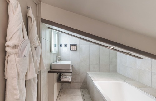 Chamonix City Centre Hotel | Héliopic Hôtel & Spa