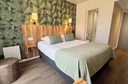 Tournon-sur-Rhone Hotel | Hôtel Azalées