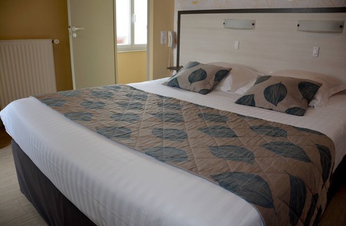 Bessines-sur-Gartempe Hotel | Hôtel Bellevue