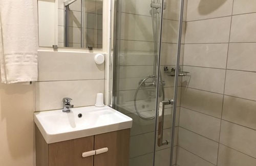 Saint-Just Hotel | Hôtel Le Cheval Blanc