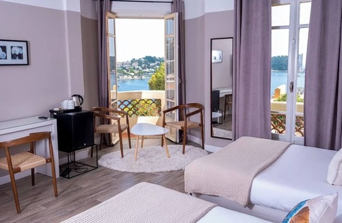 Villefranche-sur-Mer Hotel | Hôtel Le Provençal