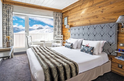 Tignes le Lac Hotel | Hôtel Les Campanules by Les Etincelles