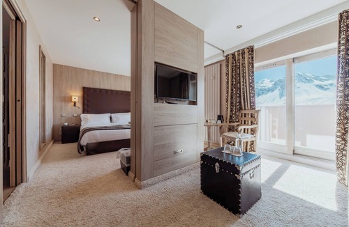 Tignes le Lac Hotel | Hôtel Les Campanules by Les Etincelles
