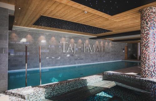 Arc-2000 Hotel | Hôtel Taj-I Mah by Les Etincelles