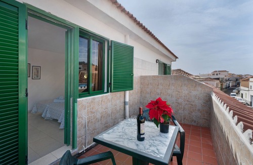Vilaflor Apartment | 'Habitación 13 Con Balcón' with Balcony and Wi-Fi