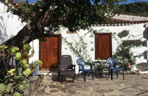 Icod de los Vinos Cottage | Hacsienda Jardín de las Hespérides Egle. Hacienda Rural en Medio del Bosque