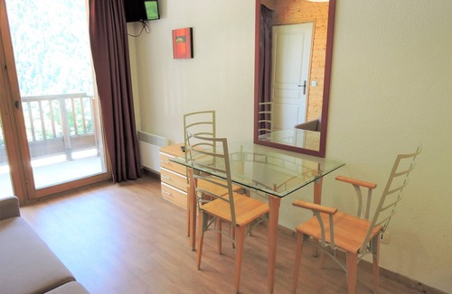 Orelle Apartment | Hameau 1 103 - SPA & PISCINE appartement 4 pers