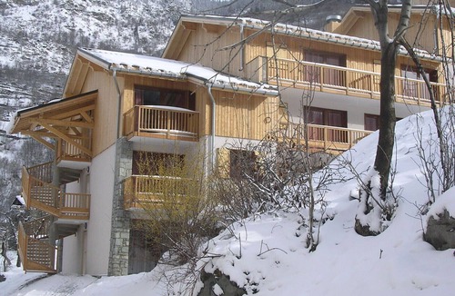 Orelle Apartment | Hameau 2 211 - SPA & PISCINE appartement 6 pers