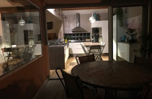 Aubagne Villa | Happiness House Villa D'architecte Au Calme en Provence