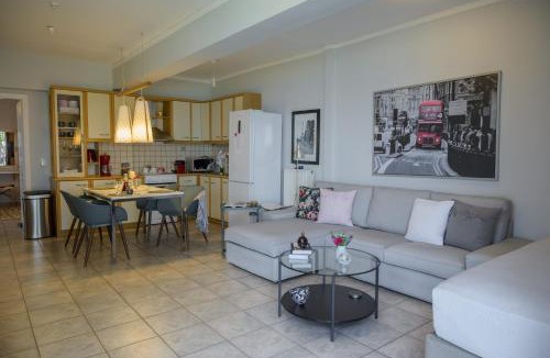 Paralias Apartment | Harris elegant house superb view near airport