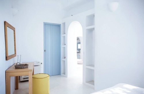 Firostefani Hotel | Helestia Pocket Hotel, Caldera Santorini