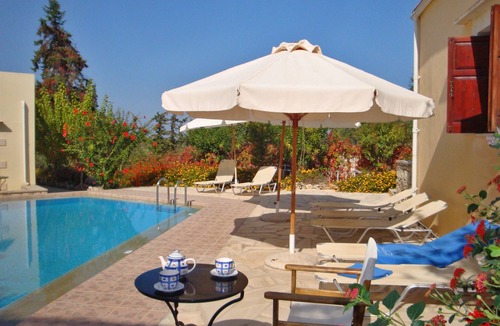 Douliana Condo | Heliopetra studios, small village close to beaches