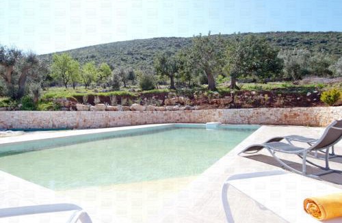 Macchia di Monte Villa | HelloApulia - Villa Maremonti