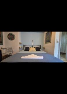 Vathi Apartment | Hera's Hideaway