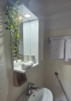 Vathi Apartment | Hera's Hideaway