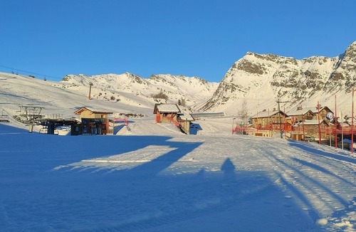 Les Eucherts Apartment | High-End Apartment in La Rosière 1850, 5 Rooms for 10 Guests, Ski-In/Ski-Out