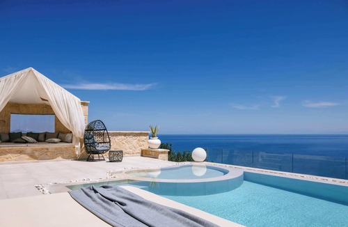 Skinaria Villa | Hilltop Sea-View Villa Family Pools & Play Area