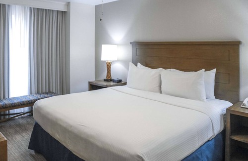 Kissimmee Hotel | Hilton Vacation Club Polynesian Isles Kissimmee