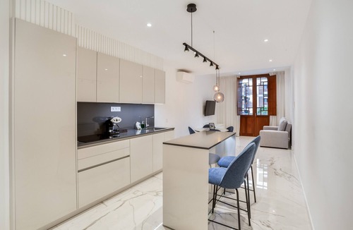 Santa Cruz de Tenerife Apartment | Holiday Apartment '2.1 Two-Bedroom Apartment' with Sea View and Air Conditioning