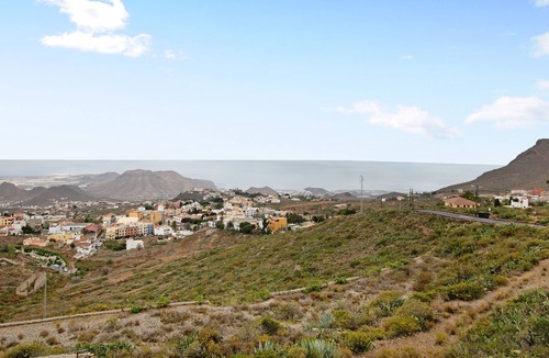 El Madronal House | Holiday Home 'Cozy Cottage Arona' with Sea View, Sauna, Garden & Wi-Fi