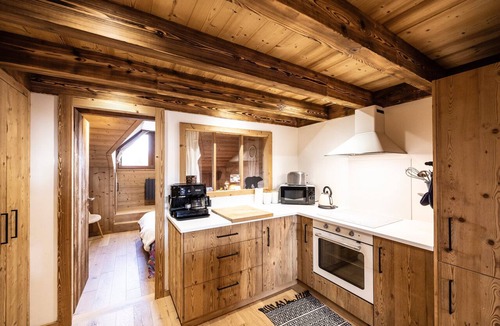 La Feclaz Apartment | Holiday Home “L'alpin” with Mountain View