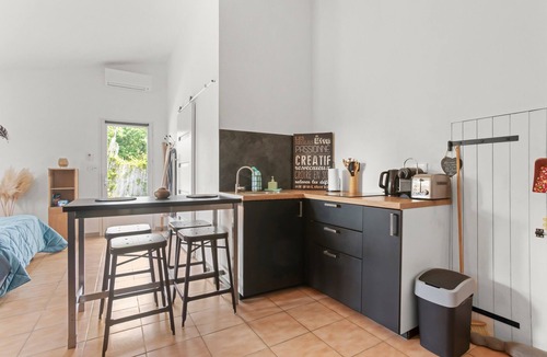 Besse-sur-Issole House | Holiday Home “Petit Paradis” with Wi-Fi and Air Conditioning