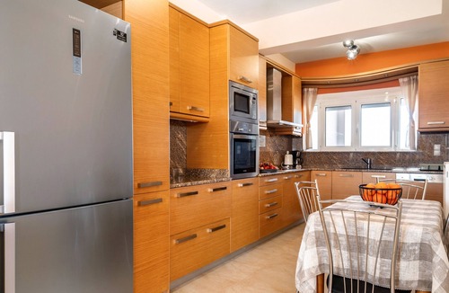 Kanelion House | Holiday Home 'Villa Elida' with Private Terrace, Wi-Fi and Air Conditioning